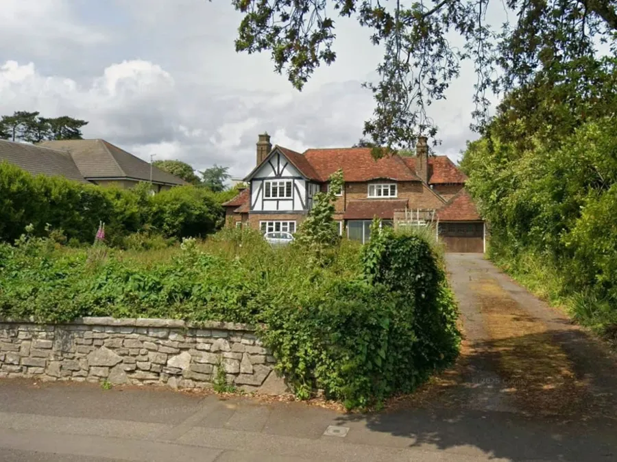 Approval Granted for Demolition of Tudor-Style Residence in Highcliffe
