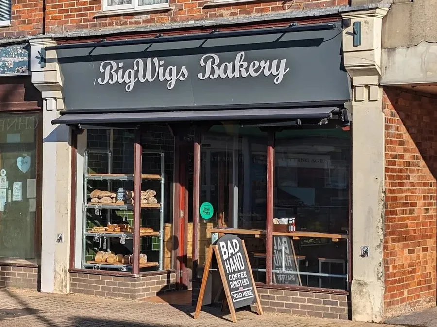 BigWigs Bakery Highcliffe: Artisan Bakes with a Coastal Edge