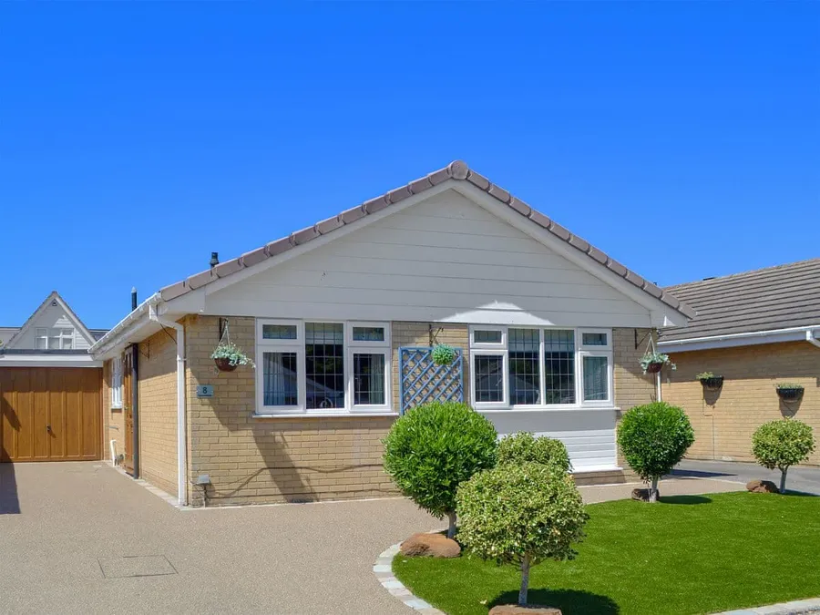 Coastal Dream Holiday Bungalow in Mudeford