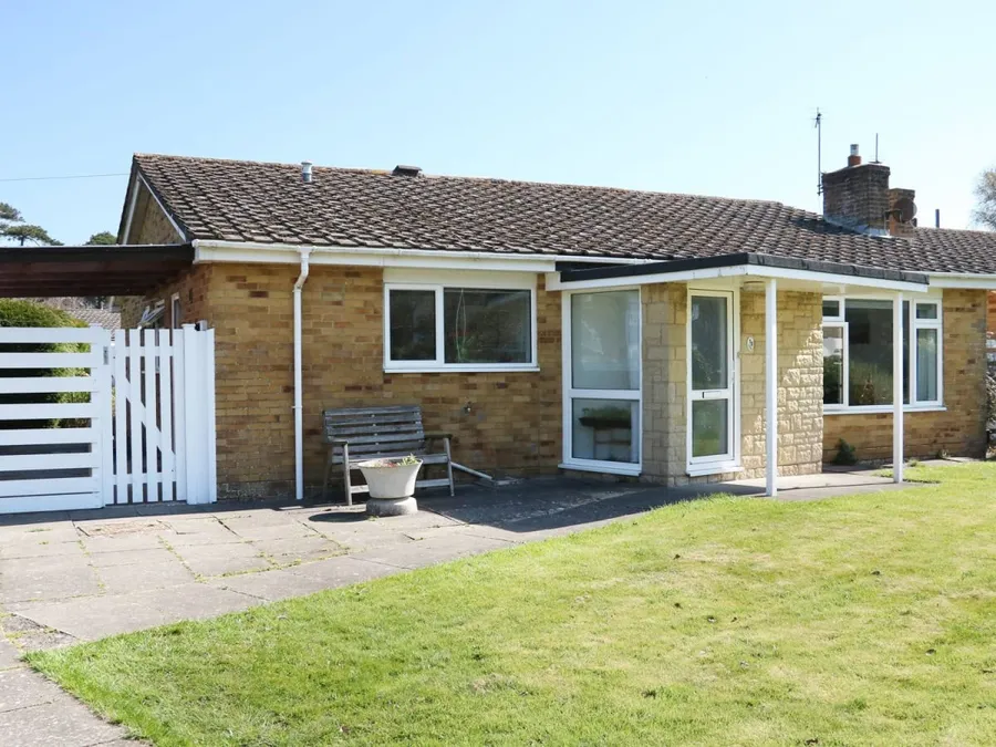 Sengador Holiday Home, Highcliffe