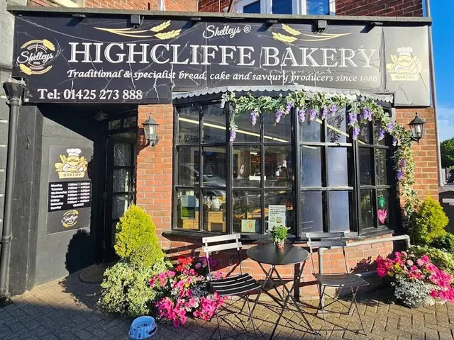 Shelley’s Bakery: Highcliffe’s Enduring Bakehouse