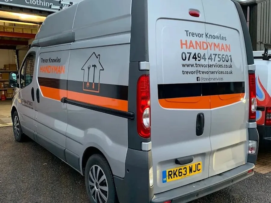 Trevor Knowles, Handyman